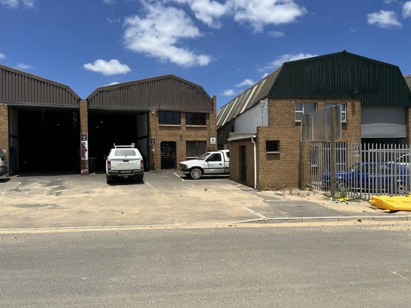 To Let commercial Property for Rent in Montague Gardens Western Cape